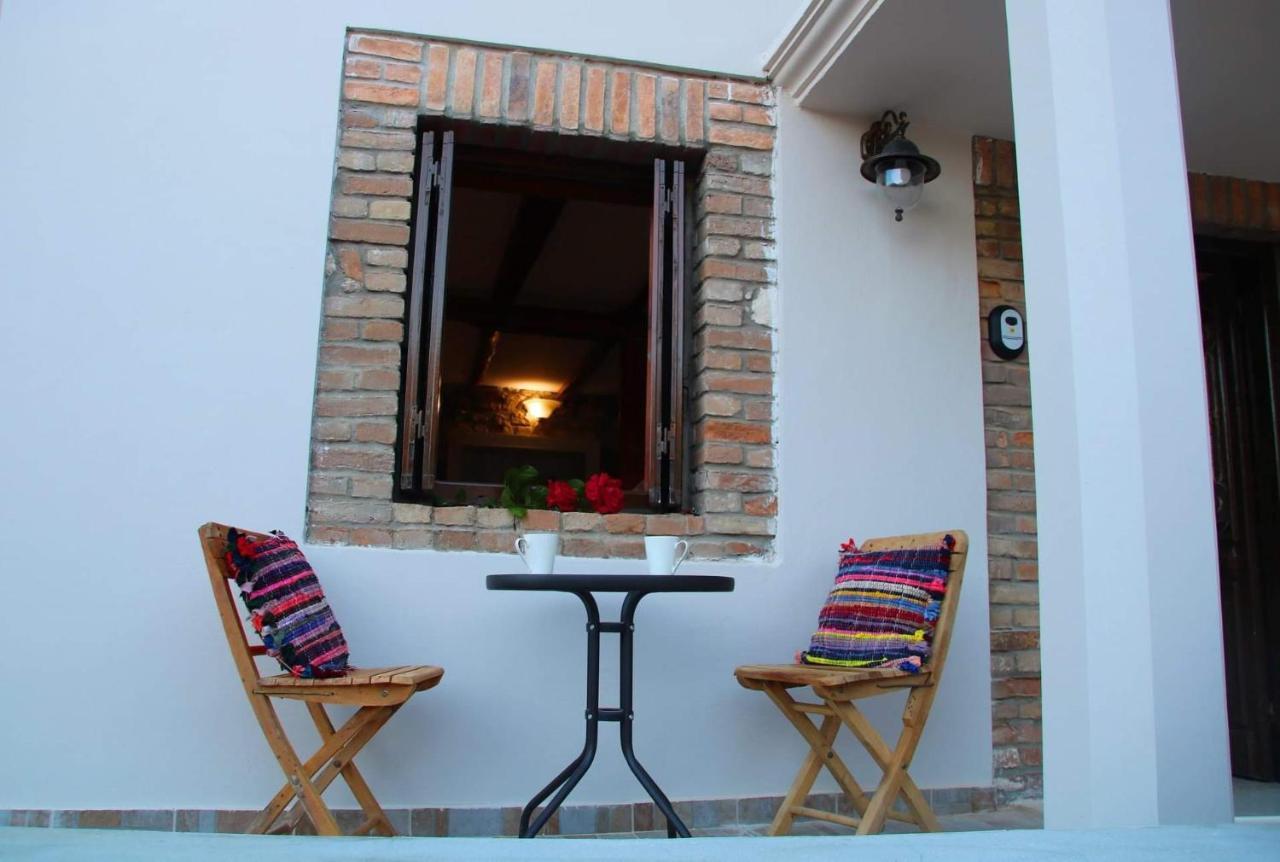 The Stone Suite Moraitika Bagian luar foto