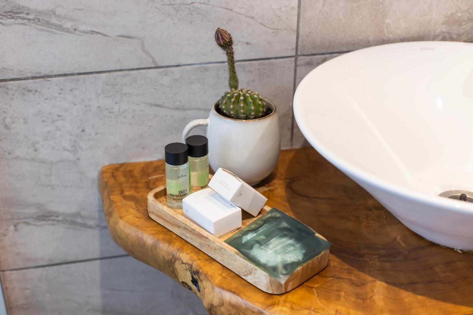 The Stone Suite Moraitika Bagian luar foto