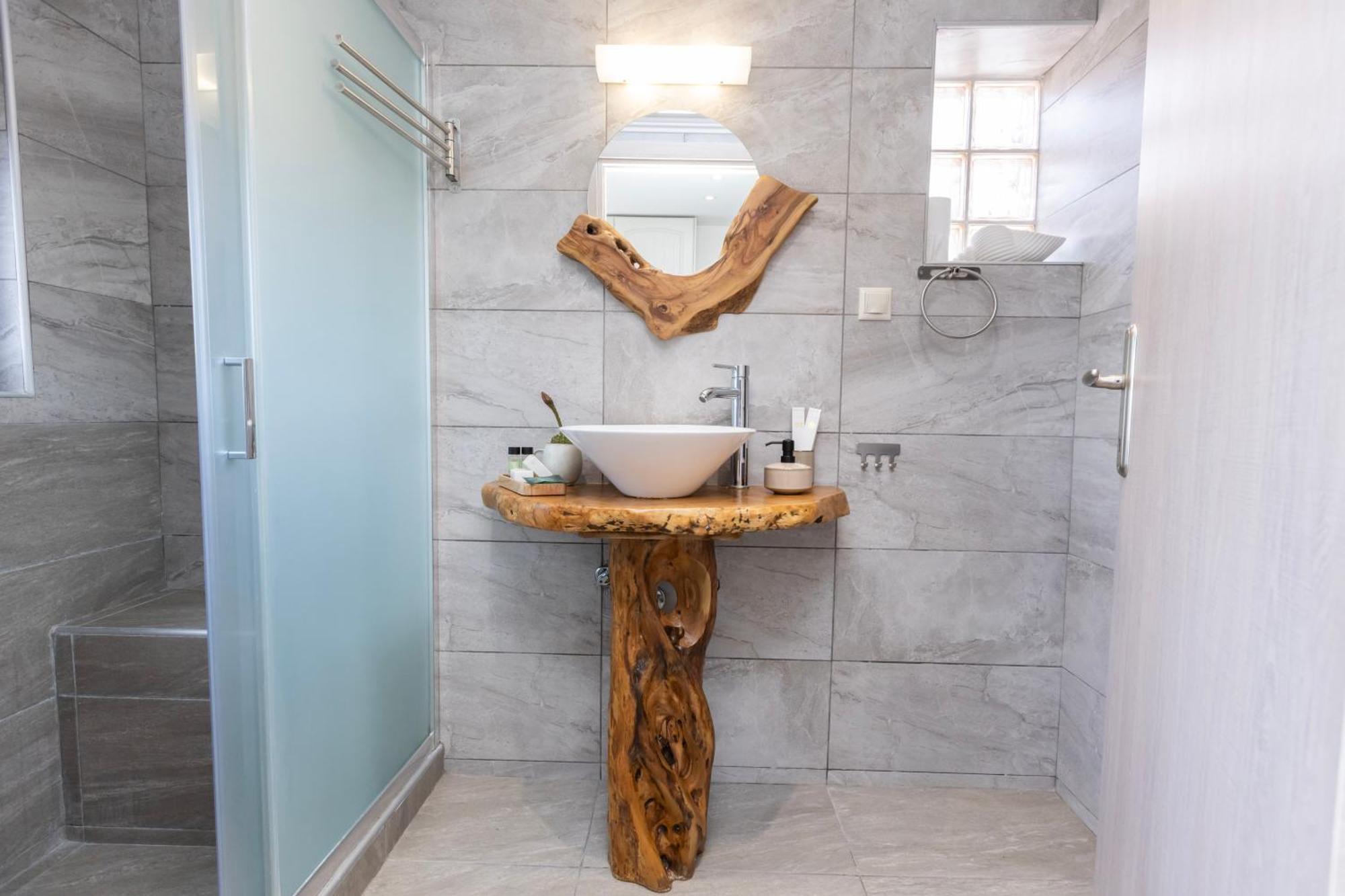 The Stone Suite Moraitika Bagian luar foto